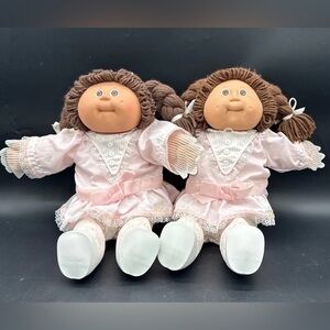 Vintage Cabbage Patch TWIN GIRLS! Brown Hair and Eyes - Pink Dress, Lace Tights
